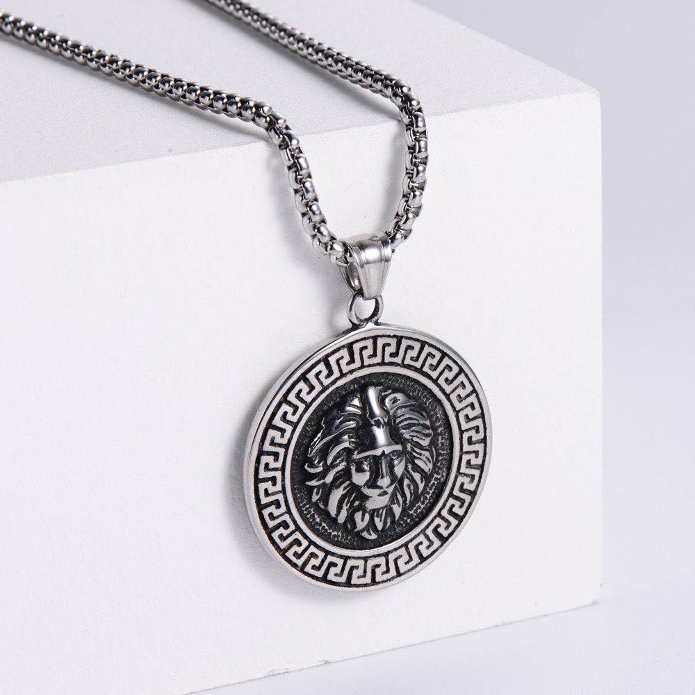 Lion Majesty (Pendant + Chain)