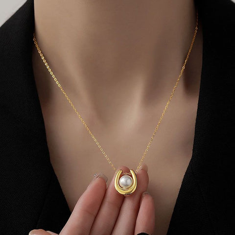 Luxury Pearl Pendant Necklace