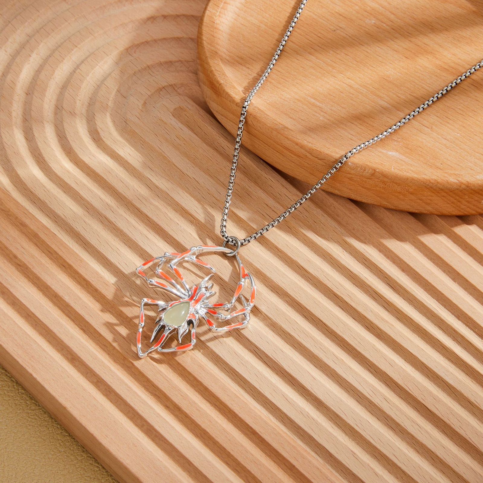 Dark Jewel Spider (Pendant + Chain )